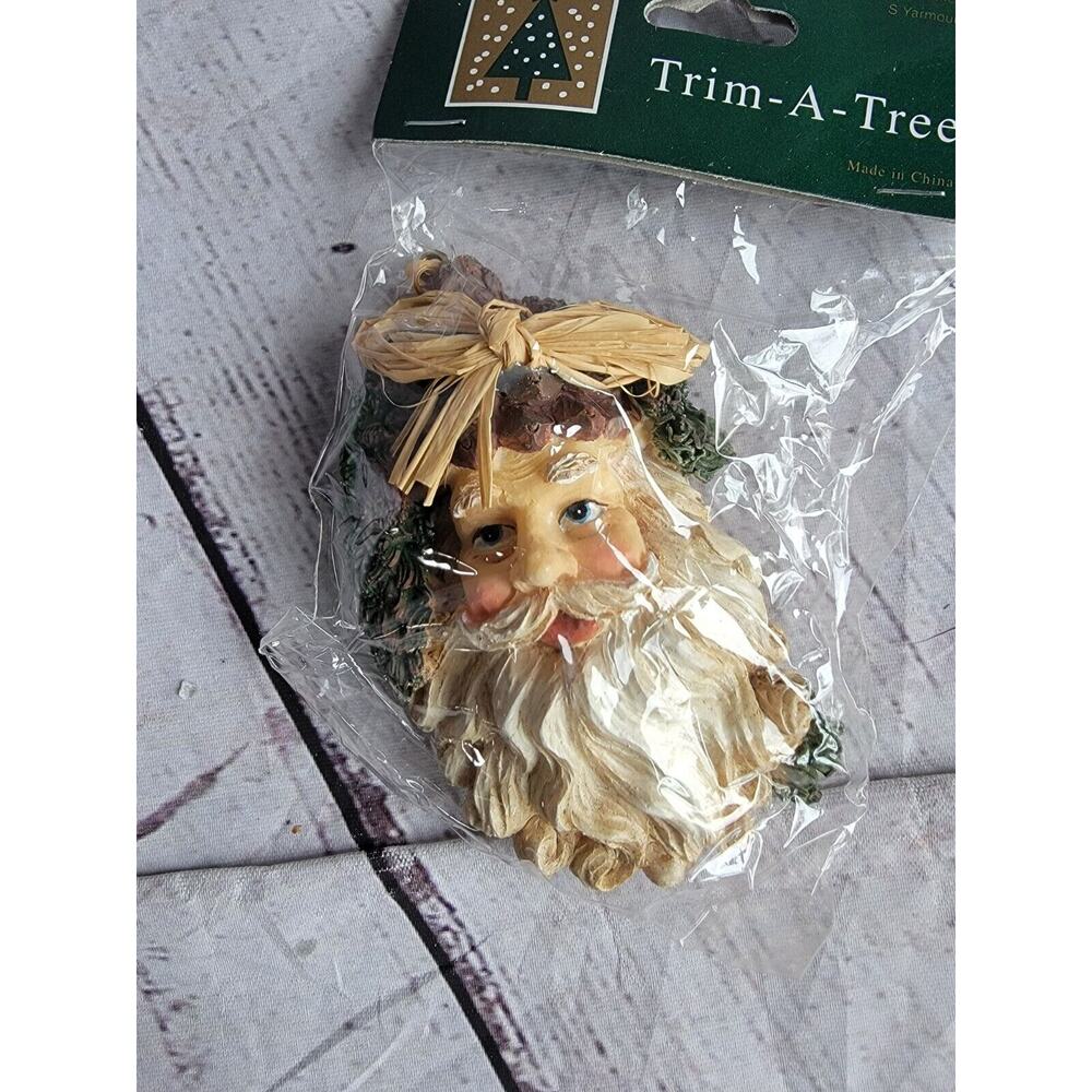 Trim A tree Resin Christmas santa head ornament vintage
